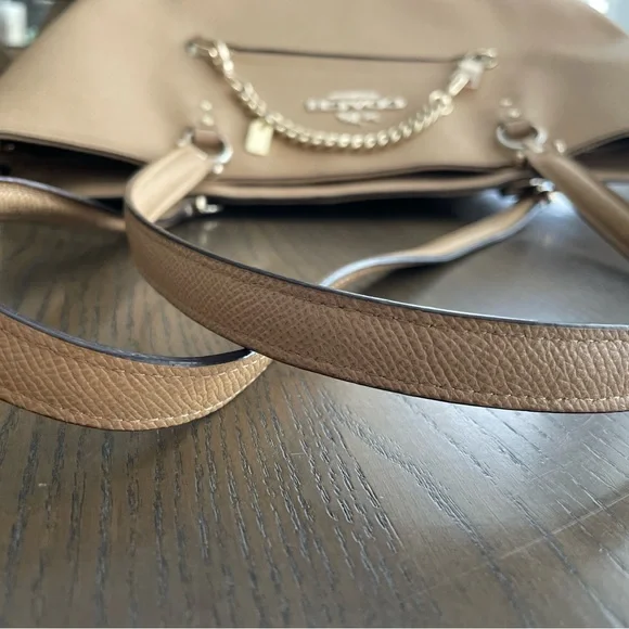 Coach tan leather tote with gold hardware & chain - Picture 7 of 11